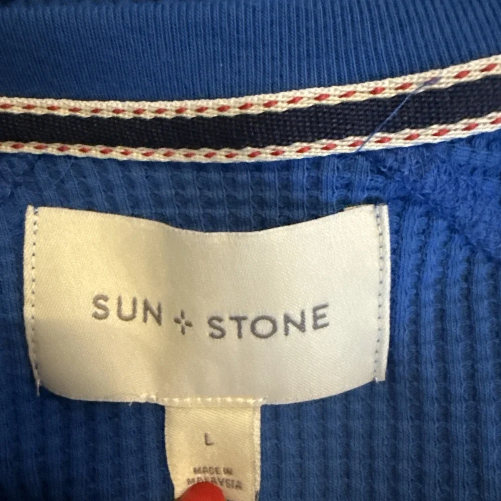 Sun + Stone Men's Thermal Waffle Knit Shirt Size L Base Layer Blue Preppy Lounge